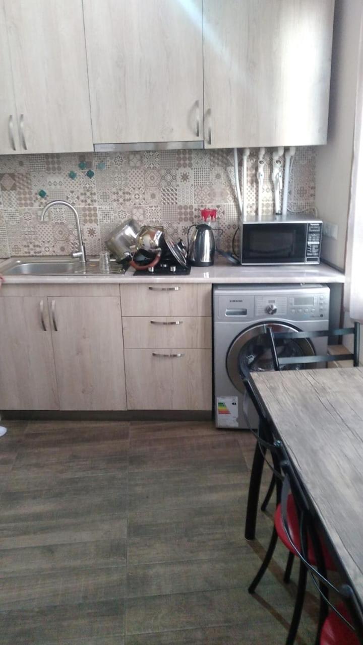 Appartement Smoking Lion à Tbilissi Extérieur photo